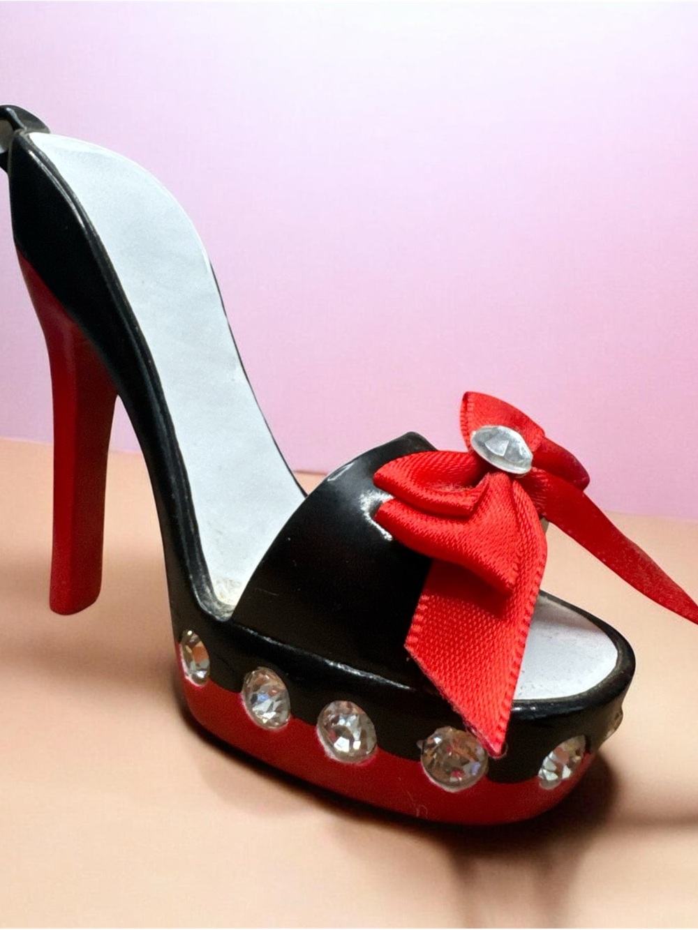 Black and Red High Heel Sandal Ornament with Decorative Bow